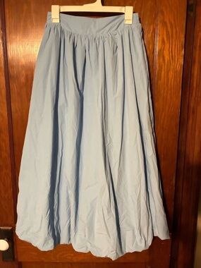 ⛱️Elleven - Light Blue Bubble Midi Skirt - L